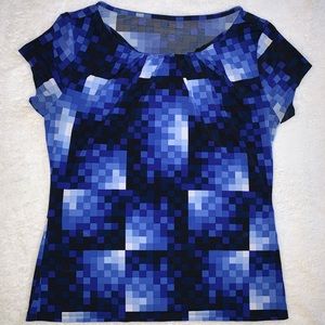 4 Worthington blouses.